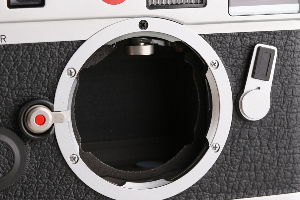 Leica M6 35mm Rangefinder Film Camera #60169T