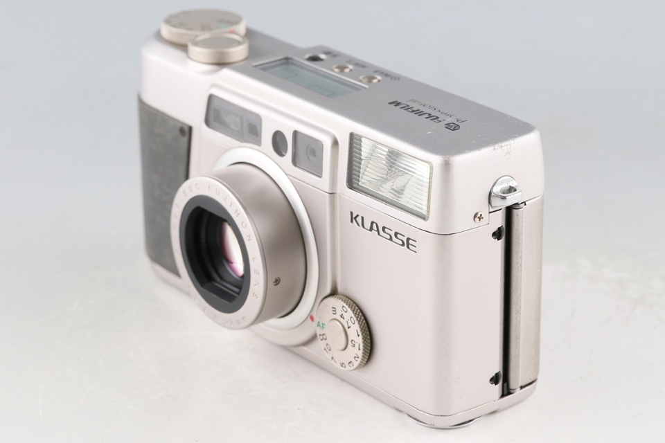 Fujifilm Klasse 35mm Point & Shoot Film Camera #60248D5