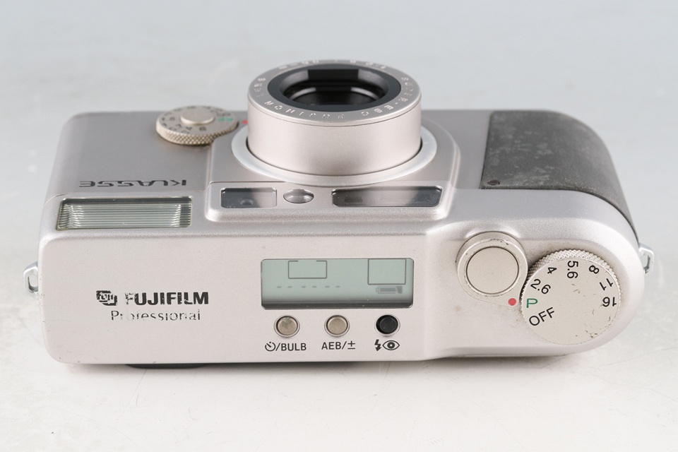 Fujifilm Klasse 35mm Point & Shoot Film Camera #60248D5