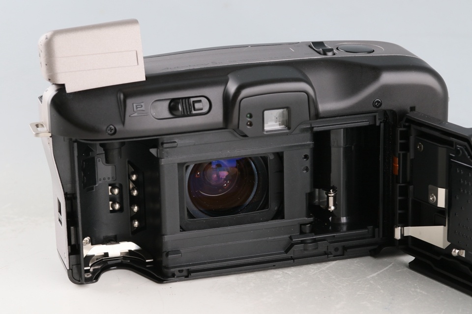 Canon Autoboy SII 35mm Point & Shoot Film Camera #60252G22