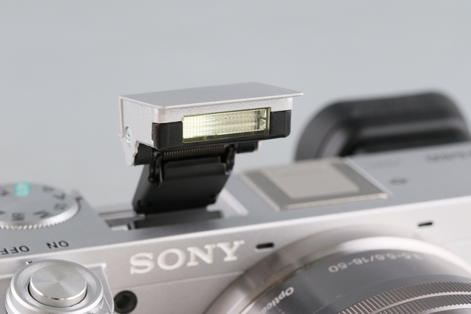 Sony α6400 + E PZ 16-50mm F/3.5-5.6 OSS Lens *Japanese version only* #60336E2