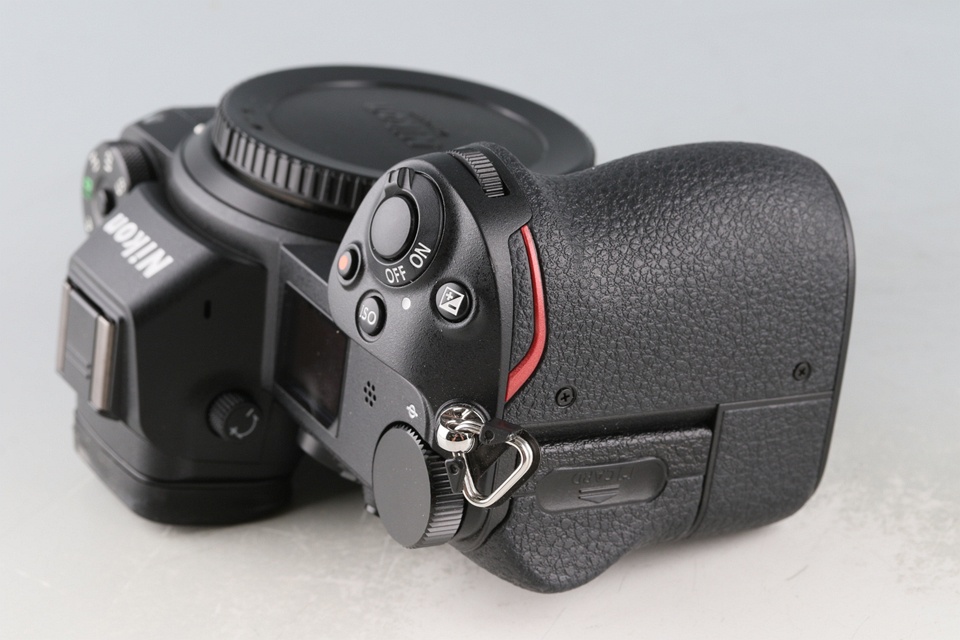 Nikon Z6 Mirrorless Digital Camera With Box #60451L5