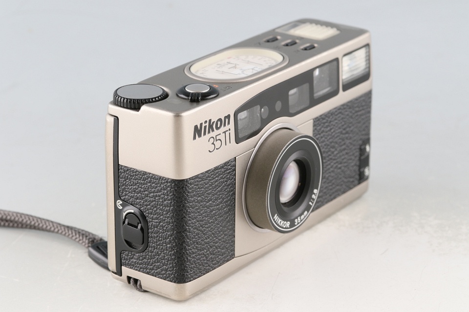 Nikon 35Ti 35mm Point & Shoot Film Camera #60471D5