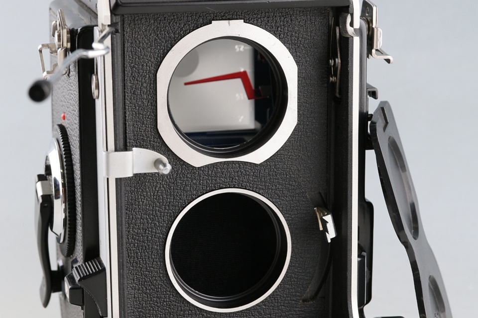 Mamiya C330 Professional S + Mamiya-Sekor S 80mm F/2.8 Lens #60494E2