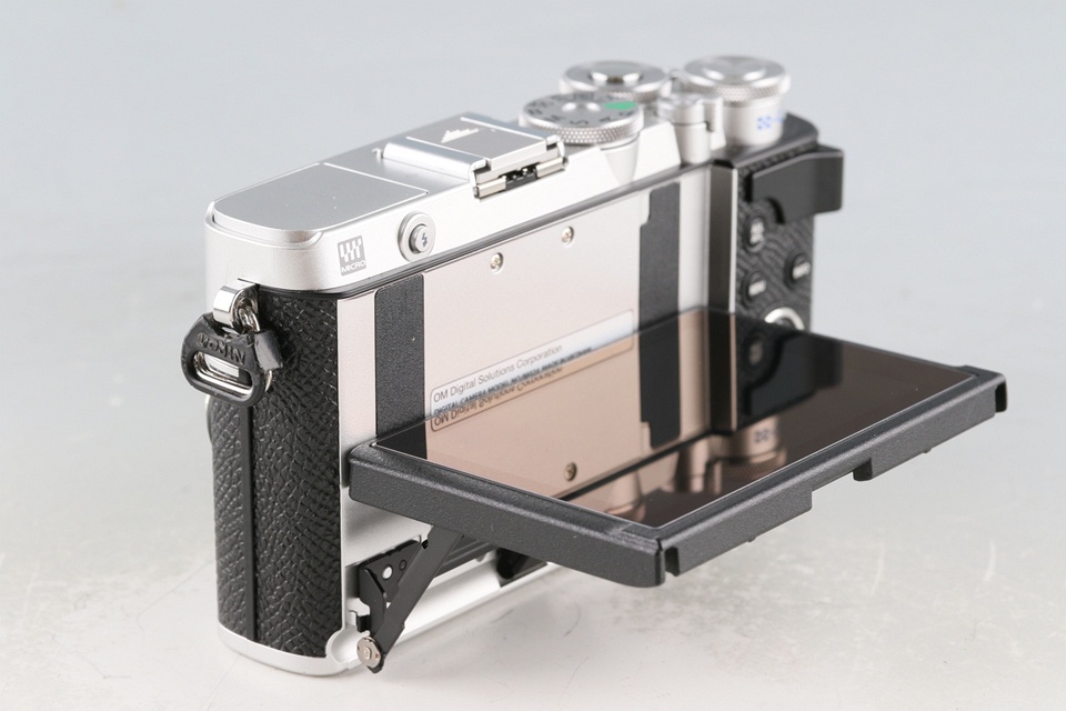 Olympus PEN E-P7 Mirrorless Digital Camera #60516D9