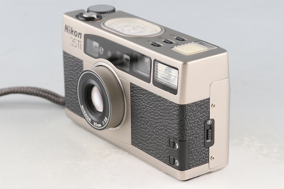 Nikon 35Ti 35mm Point & Shoot Film Camera #60563D5