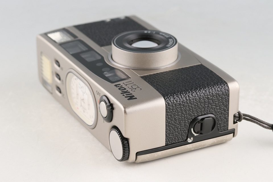 Nikon 35Ti 35mm Point & Shoot Film Camera #60563D5