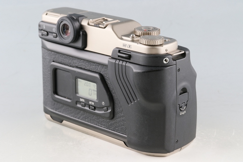 Fujifilm GA645 Zi Medium Format Film Camera With Box *Shutter Count:1400 #60570L9