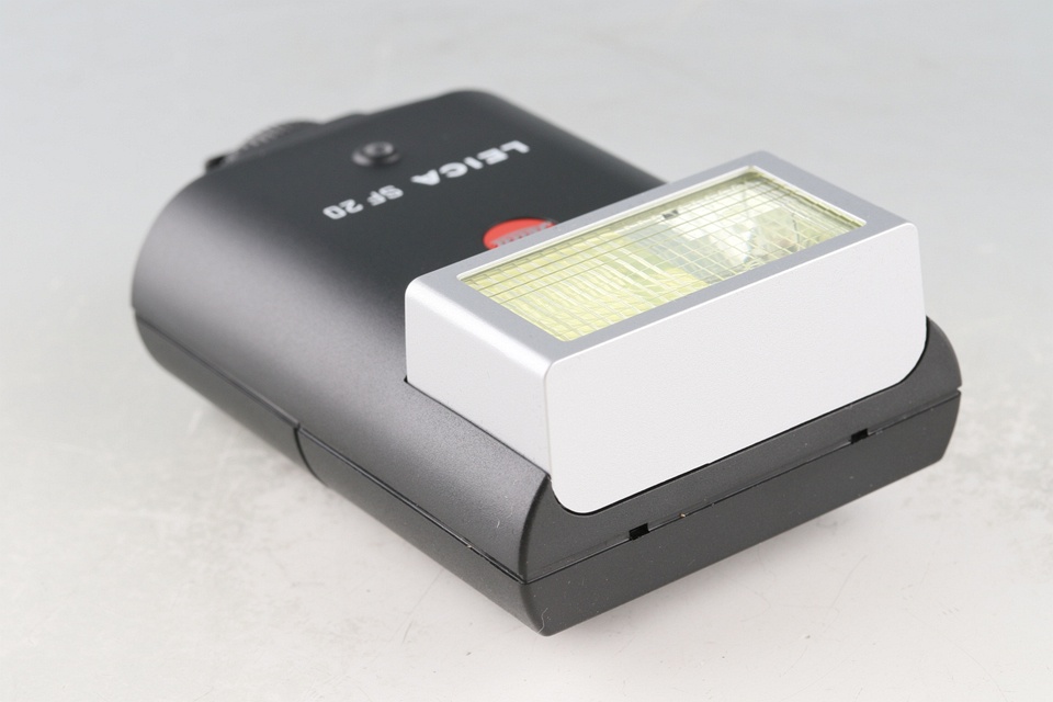 Leica Flash SF 20 With Box #60599L1