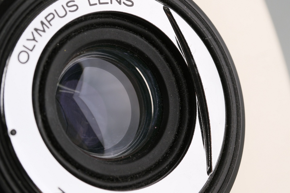 Olympus μ ZOOM 105 35mm Point & Shoot Film Camera #60649G11