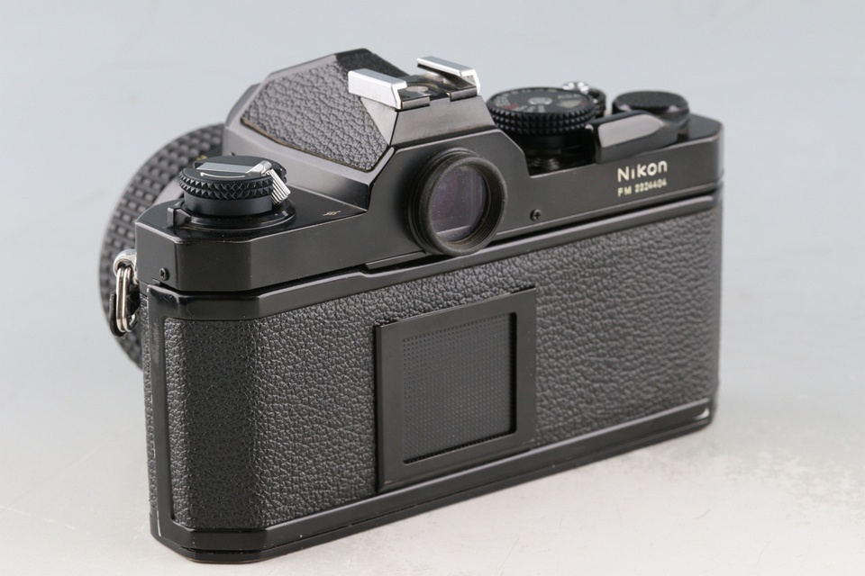 Nikon FM + Nikkor 28mm F/2.8 Ai Lens #60718D3