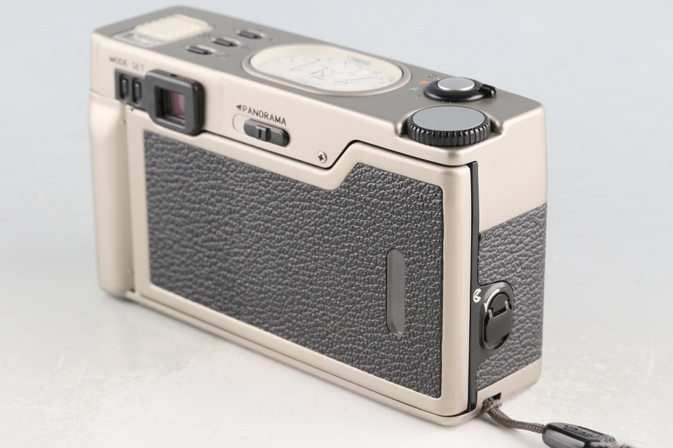 Nikon 35Ti 35mm Point & Shoot Film Camera With Box #60726L4