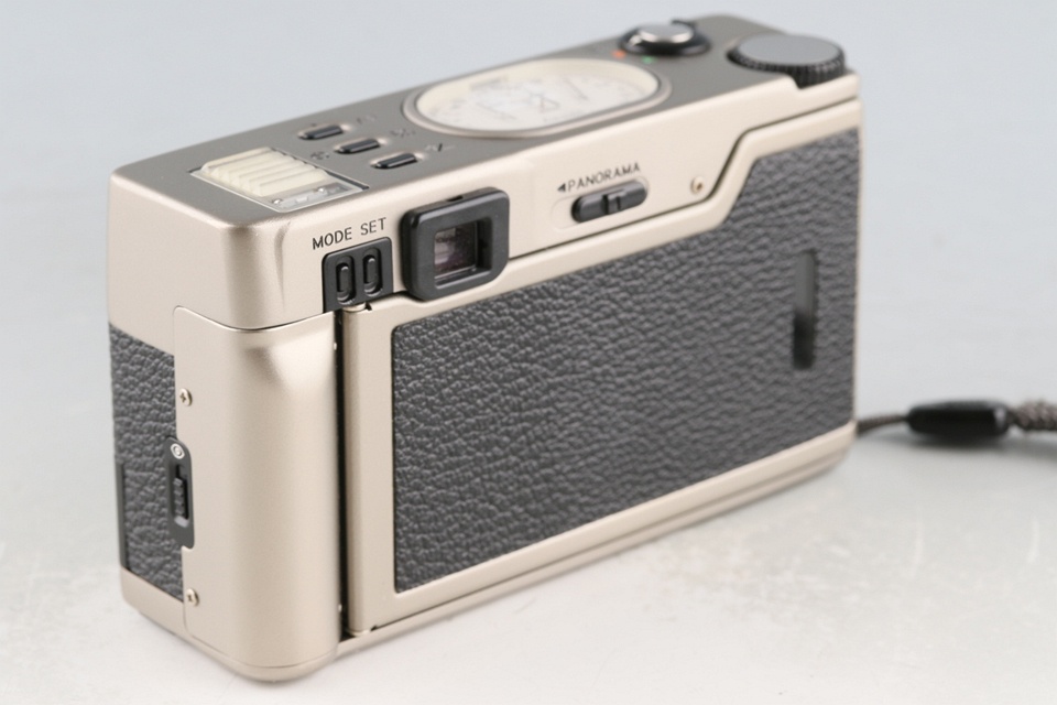 Nikon 35Ti 35mm Point & Shoot Film Camera With Box #60726L4