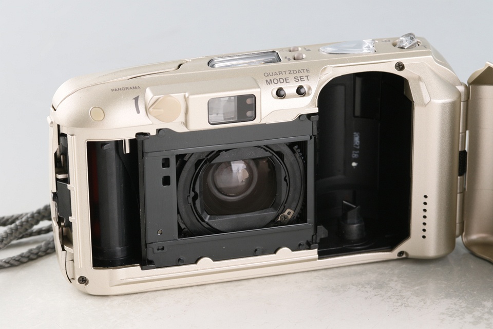 Olympus μ-II ZOOM 35mm Point & Shoot Film Camera #60733G22