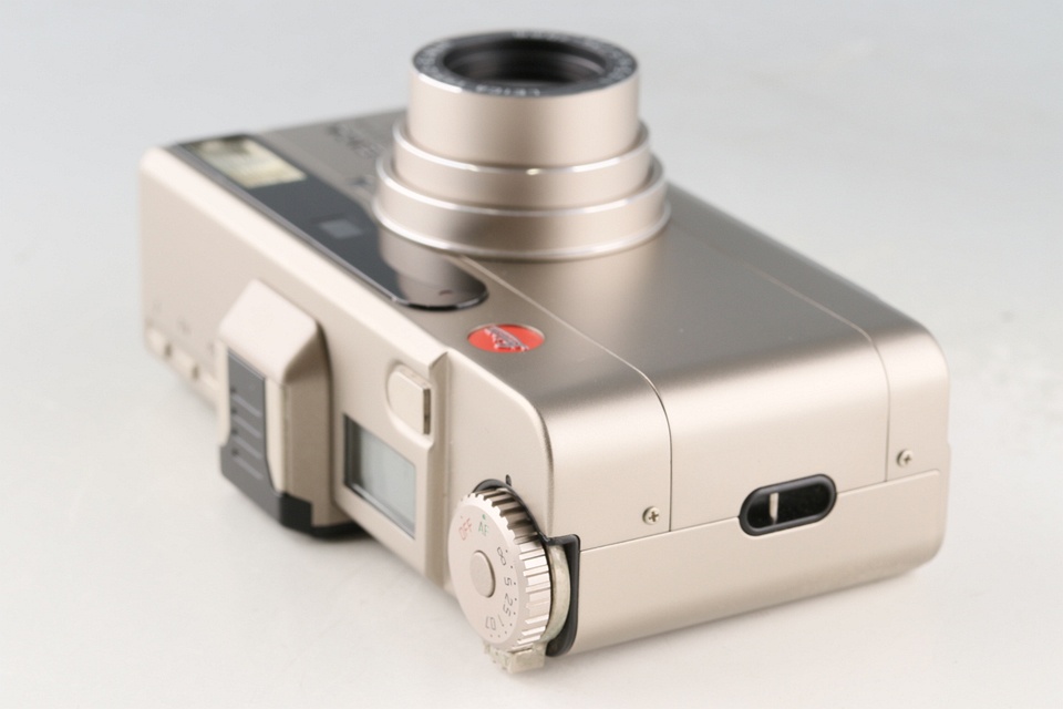 Leica minilux zoom 35mm Point & Shoot Film Camera #60740T