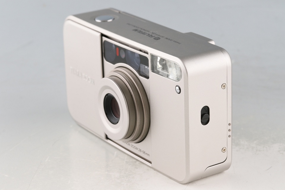 Fujifilm Tiara Zoom 35mm Point & Shoot Film Camera #60792D5