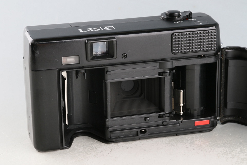 Nikon L35 AF 35mm Point & Shoot Film Camera #60869D5