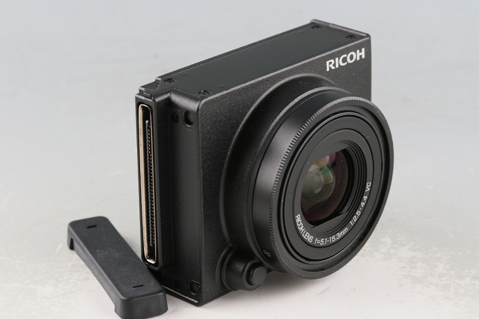 Ricoh S10 24-72mm F/2.5-4.4 VC Lens #60879L7