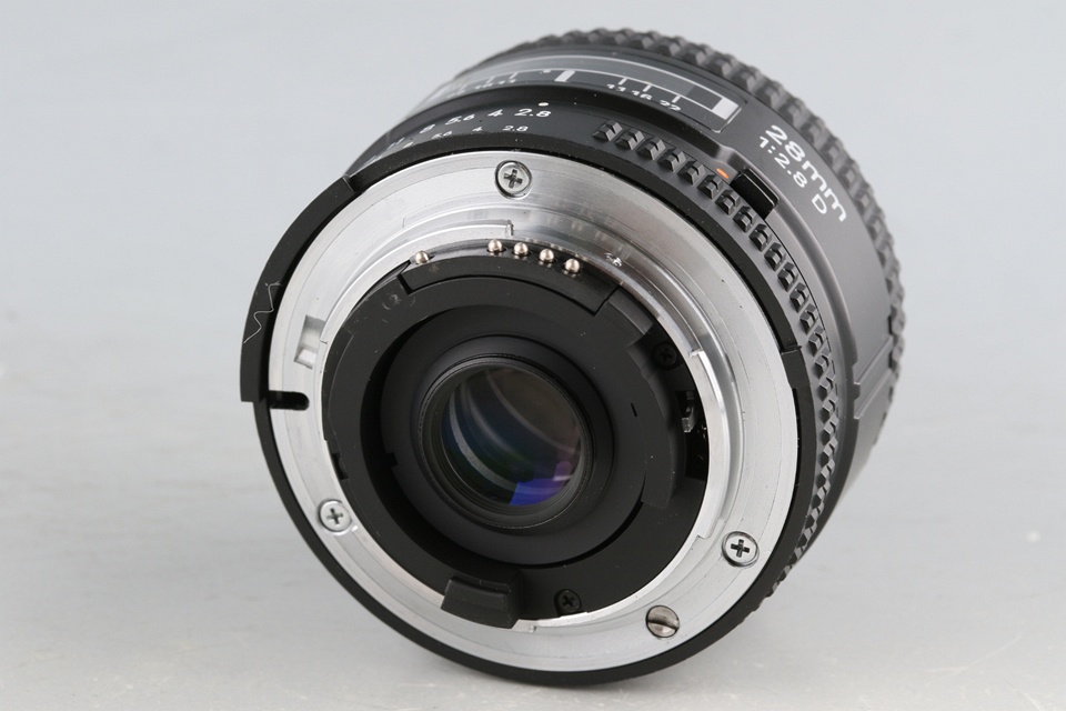 Nikon AF Nikkor 28mm F/2.8 D Lens With Box #60902L4
