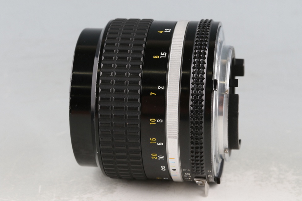 Nikon Nikkor 85mm F/2 Ais Lens #60943A5