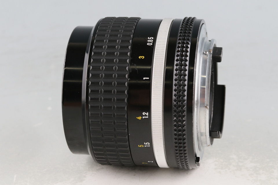 Nikon Nikkor 85mm F/2 Ais Lens #60943A5