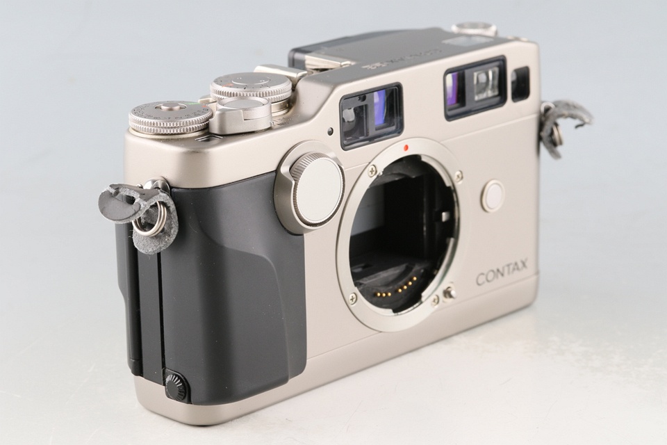 Contax G2 35mm Rangefinder Film Camera #60982D3