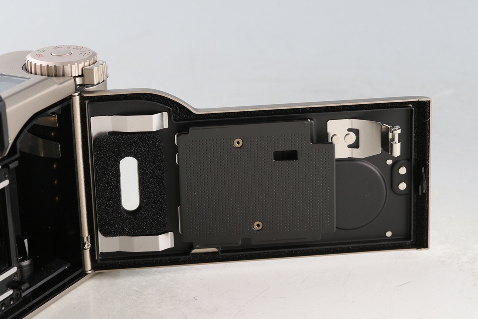 Leica minilux zoom 35mm Point & Shoot Film Camera #61000T