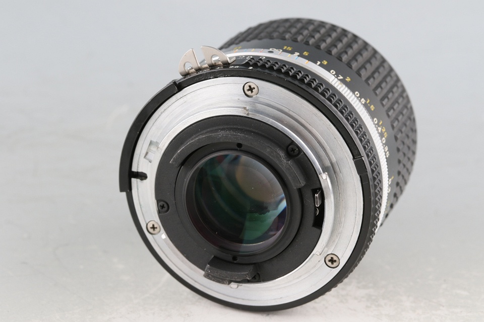 Nikon Nikkor 28mm F/2 Ais Lens #61235G31