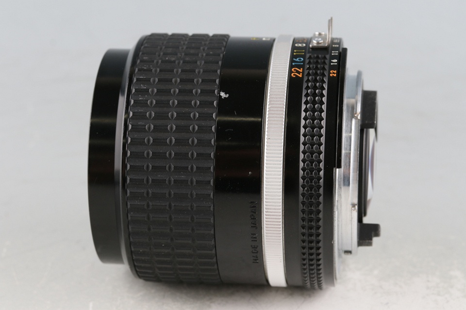 Nikon Nikkor 28mm F/2 Ais Lens #61235G31