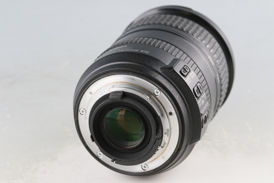 Nikon AF-S DX Nikkor 18-200mm F/3.5-5.6G ED VR Lens #61340G31