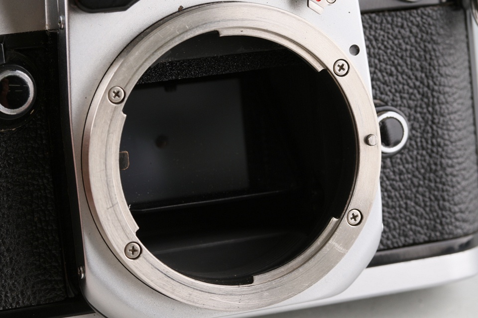 Nikon F2 Photomic A 35mm SLR Film Camera #61343D3