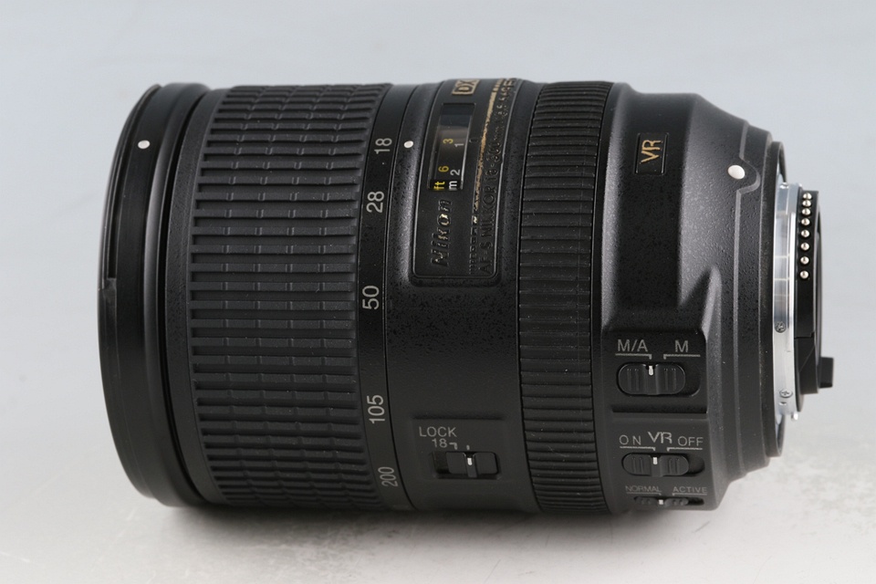 Nikon DX AF-S Nikkor 18-300mm F/3.5-5.6 G ED VR Lens #61730B1