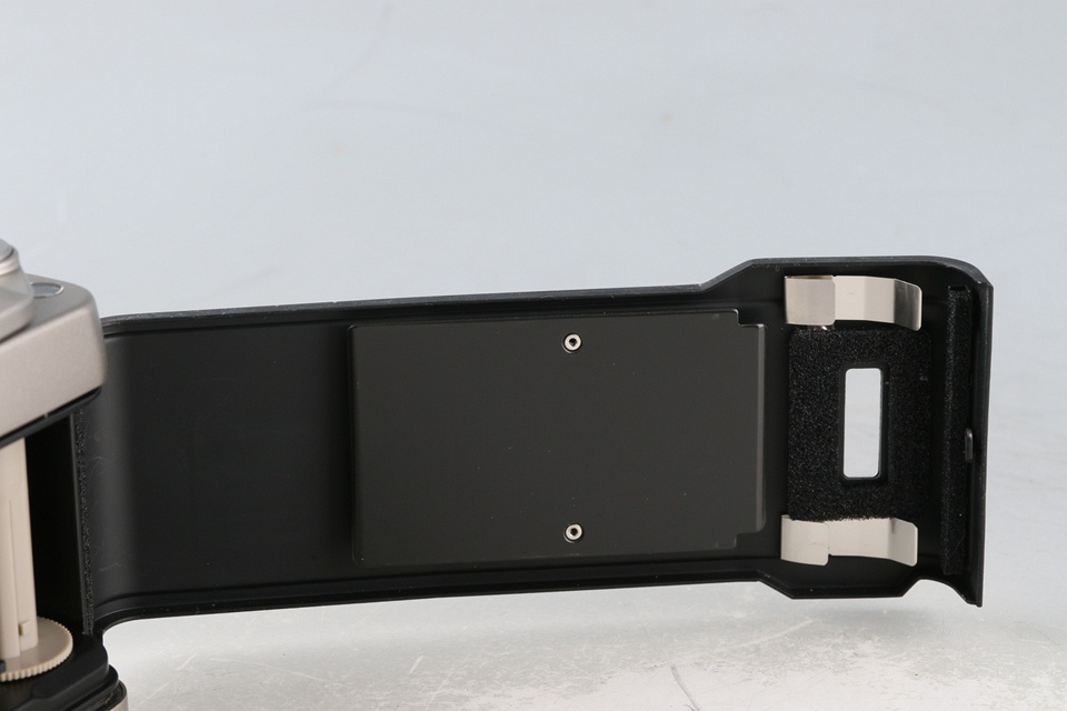 Contax S2 35mm SLR Film Camera #61758D4