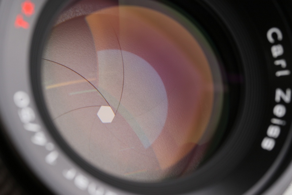 Contax Carl Zeiss Planar T* 50mm F/1.4 MMJ Lens for CY Mount With Box #61810L7