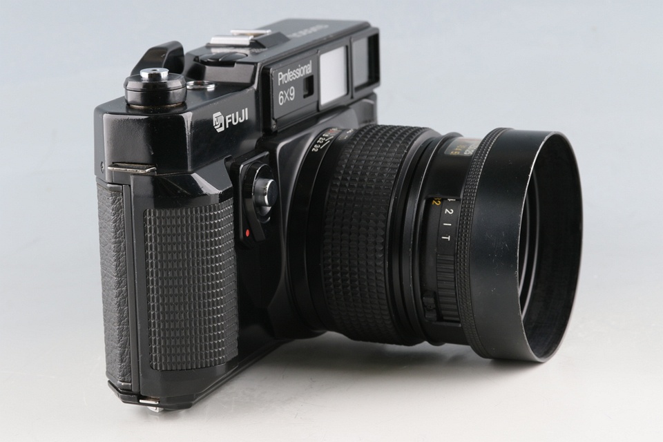 Fuji Fujifilm GW690II Medium Format Film Camera #61815E4