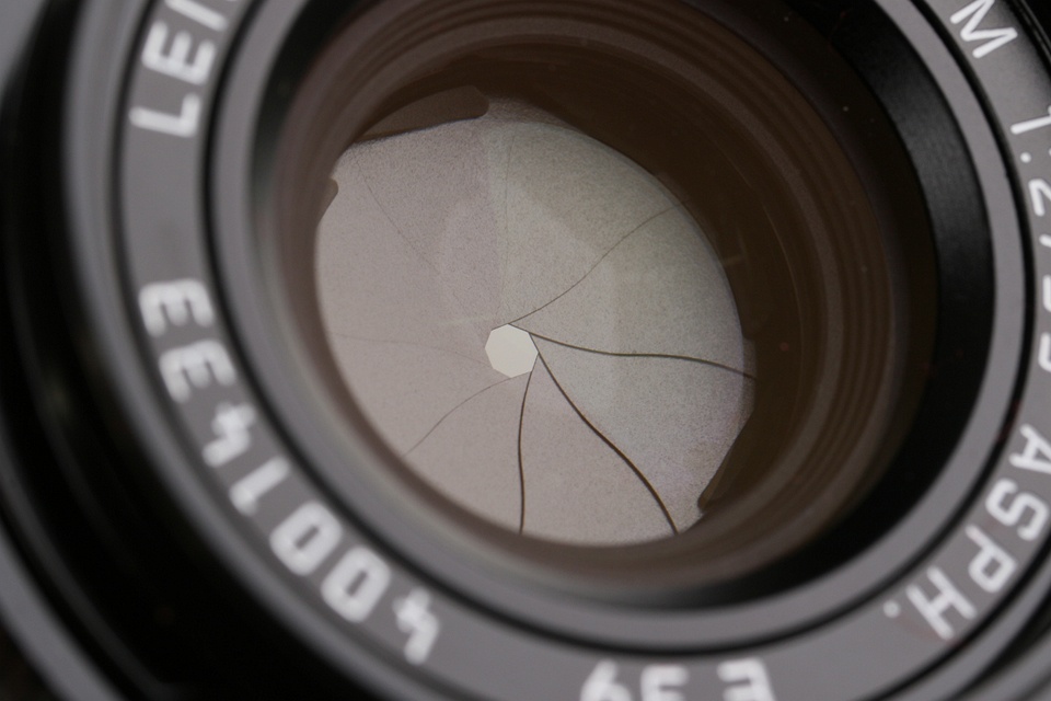 Leica Leitz Summicron-M 35mm F/2 ASPH. Lens for Leica M #61816T