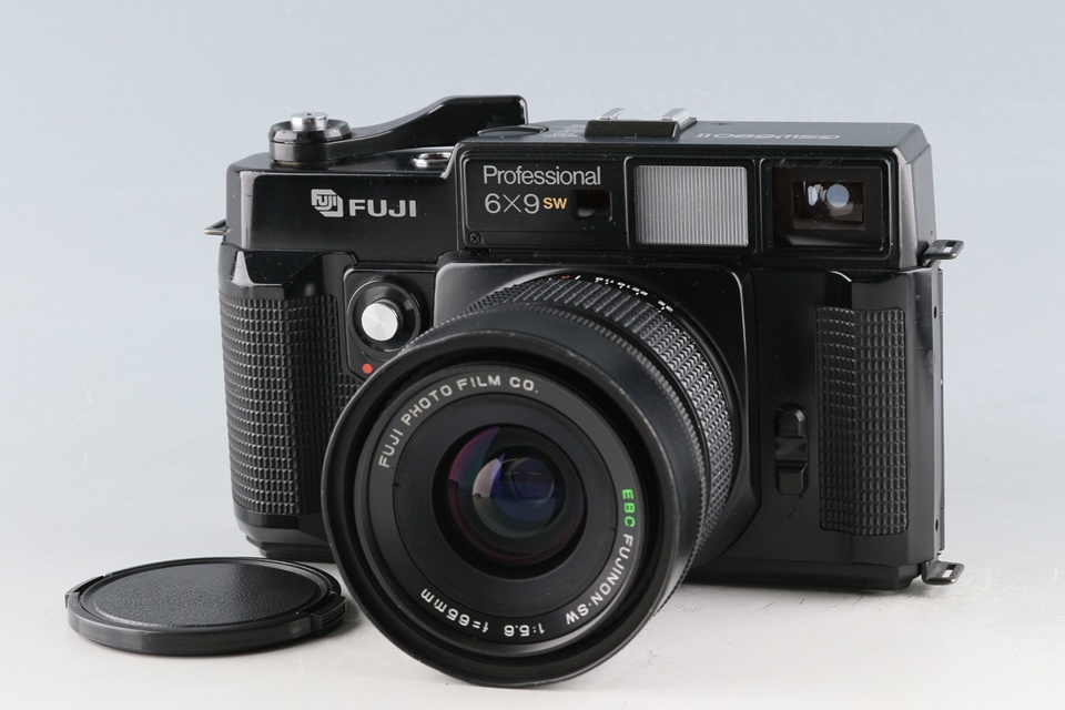 Fuji Fujifilm GSW690II Medium Format Film Camera #61823E3