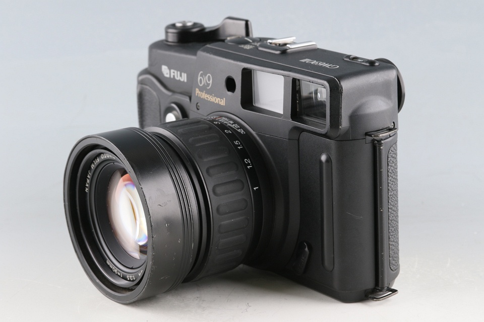 Fuji Fujifilm GW690III Medium Format Film Camera #61824E3