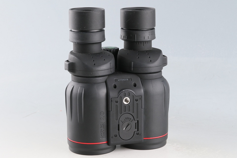 Canon Image Stabilized Binoculars 10x42 L IS WP With Box #61913L3