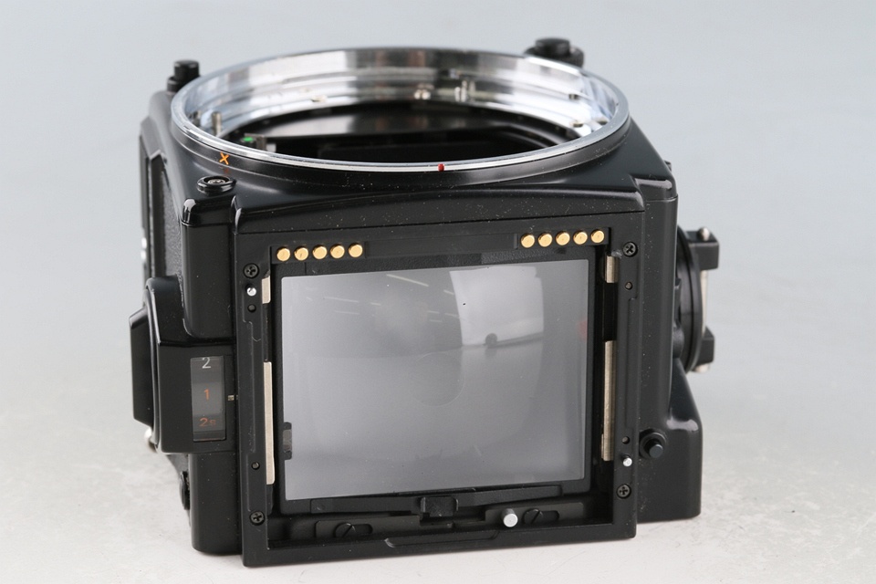 Zenza Bronica ETR Si + Zenzanon-PE 75mm F/2.8 Lens #61982E1