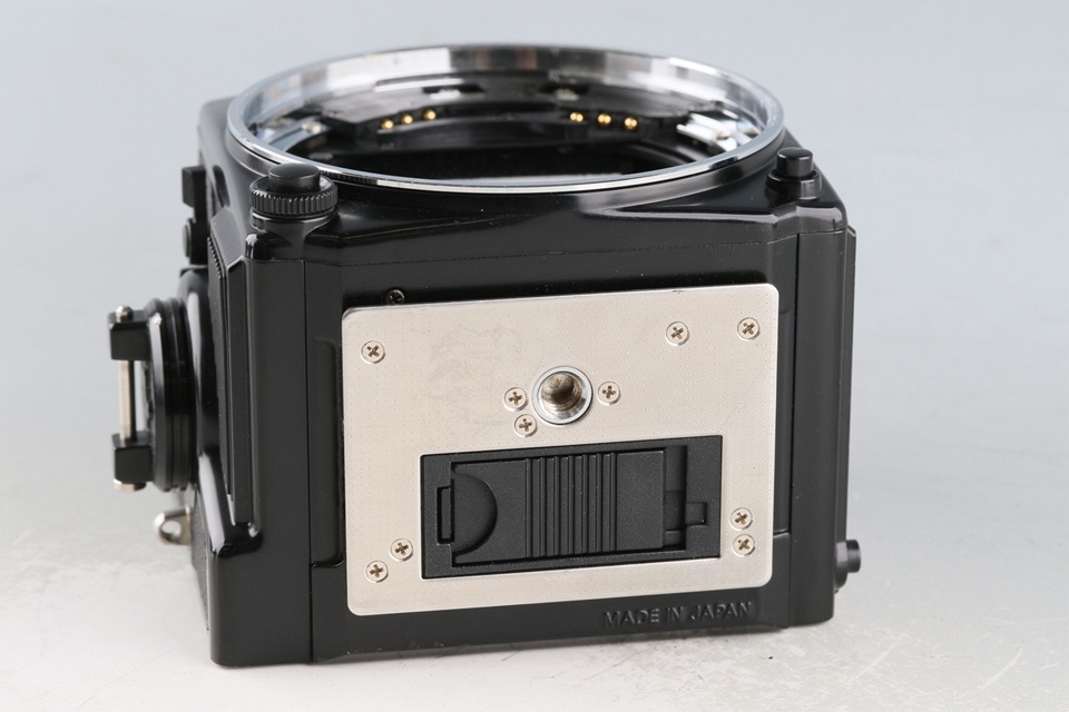 Zenza Bronica ETR Si + Zenzanon-PE 75mm F/2.8 Lens #61982E1