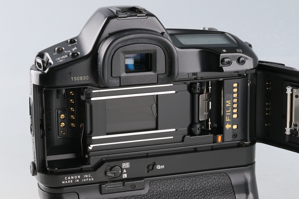 Canon EOS-1N RS 35mm SLR Film Camera #62094E4