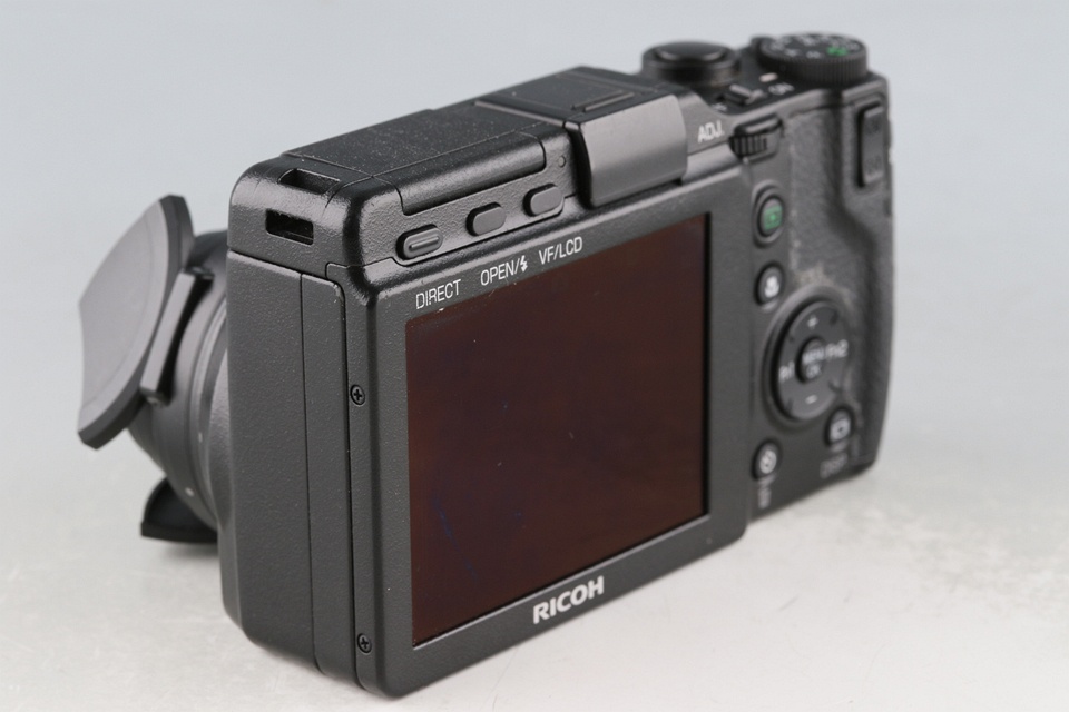 Ricoh GXR Digital Camera + P10 28-300mm F/3.5-5.6 VC Lens #62107E4