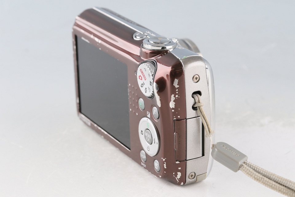 Fujifilm FinePix F70EXR Digital Camera #62470I