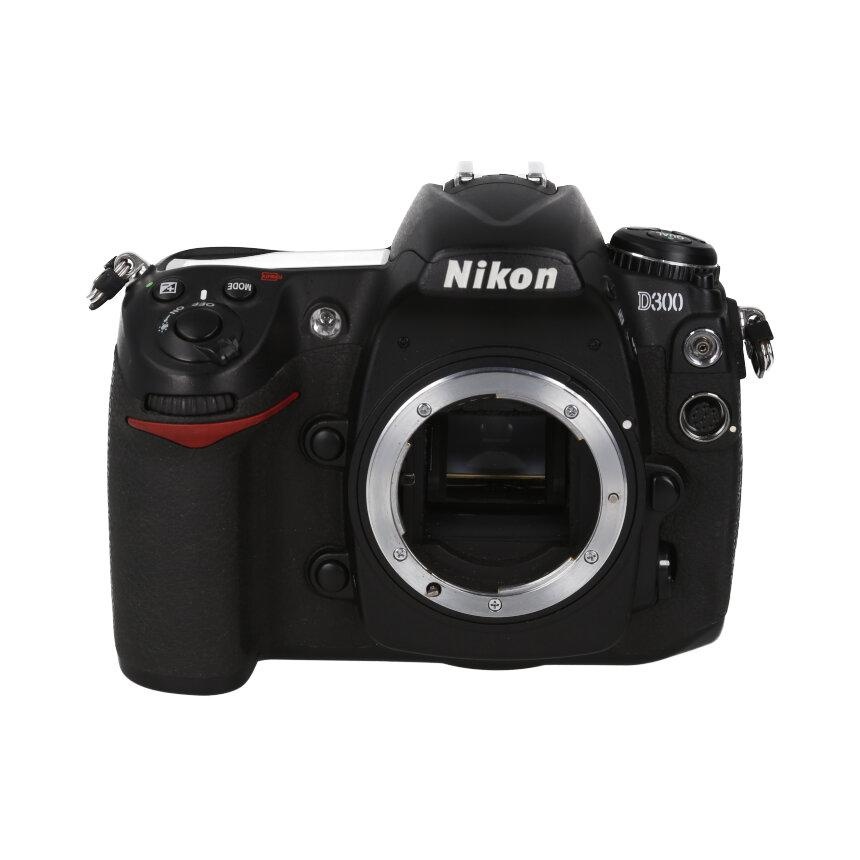 Nikon D300 BODY 【B】