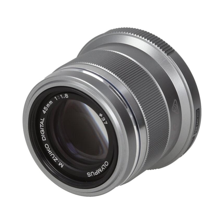OLYMPUS M.ZUIKO D 45 F1.8 シルバー 【AB】