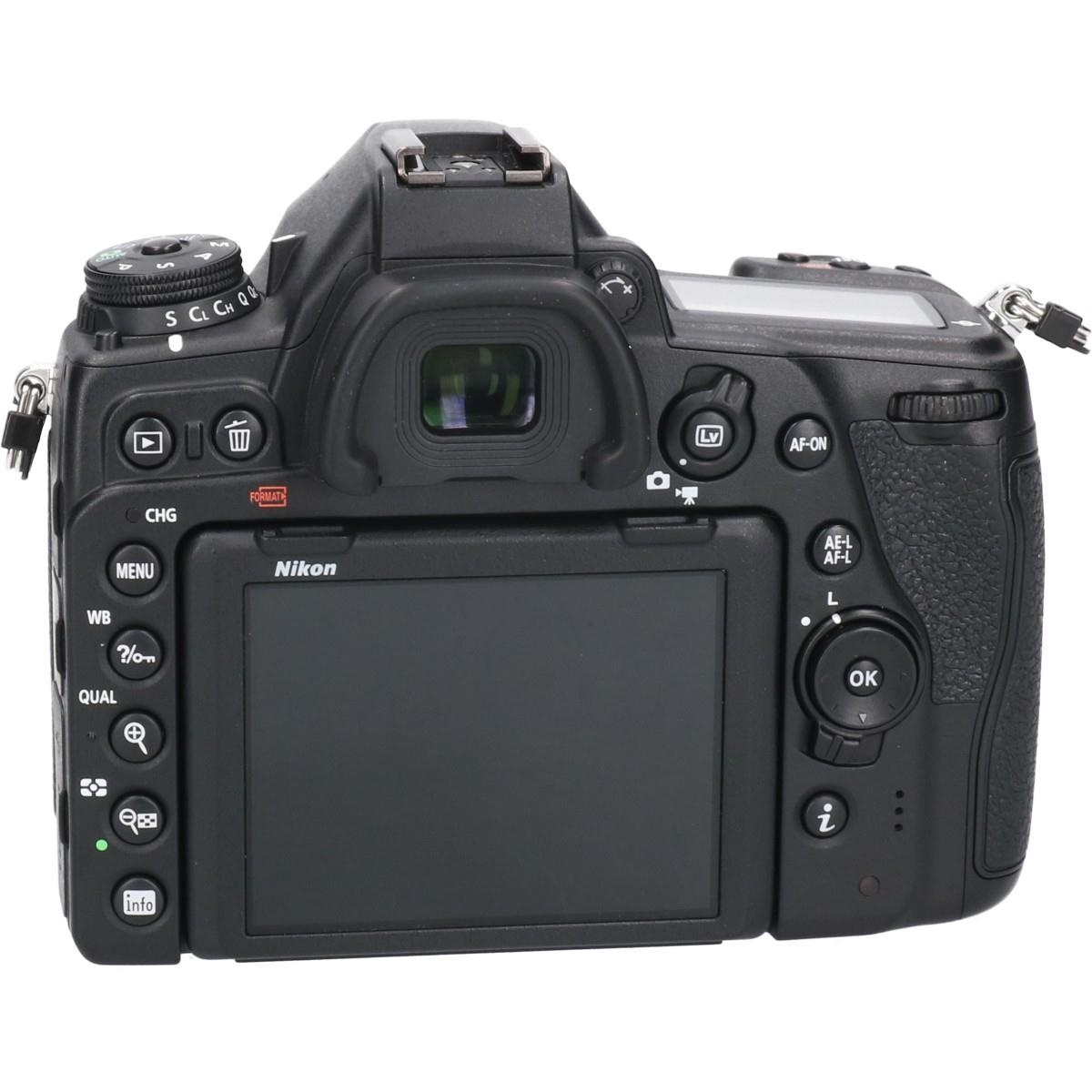 D780