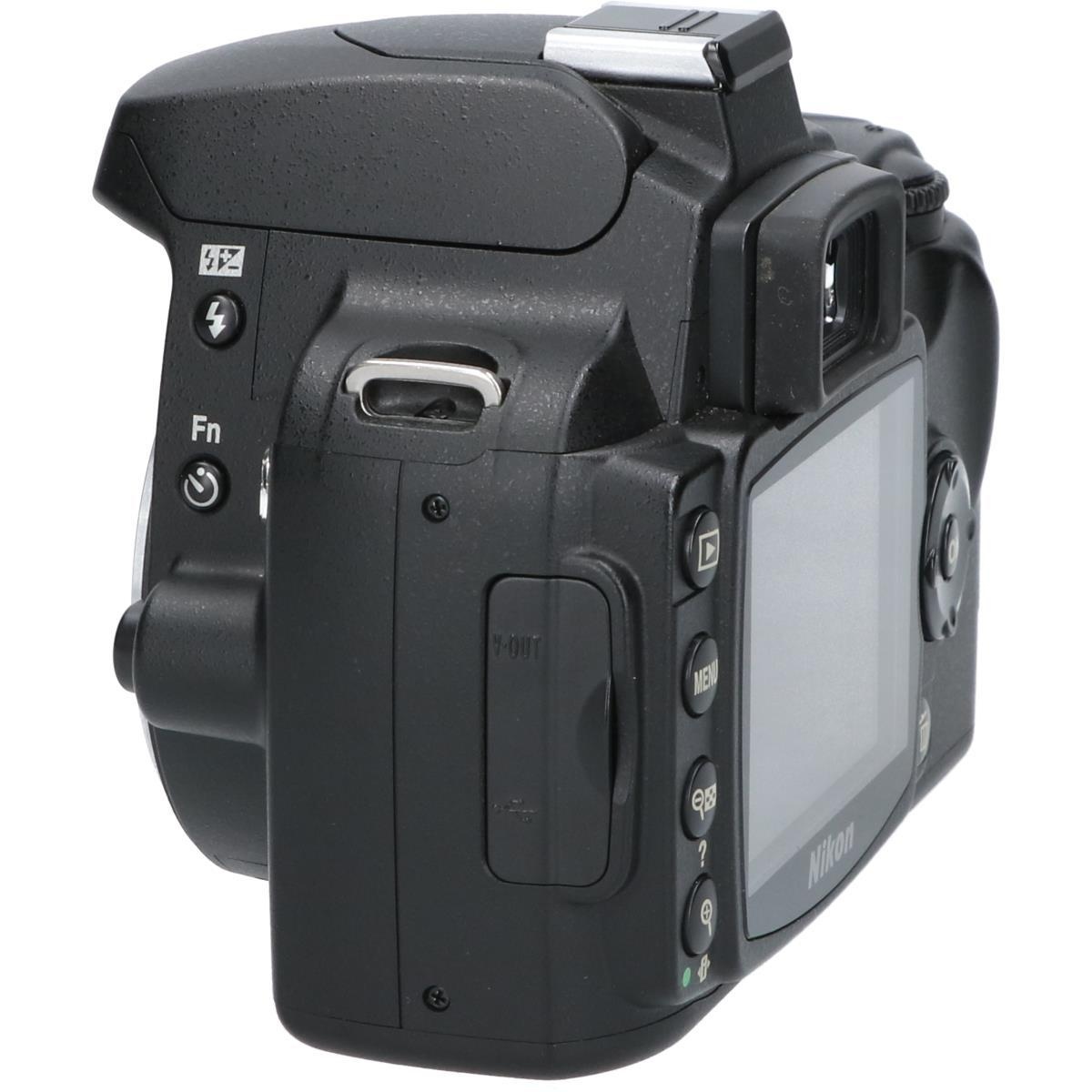 D40