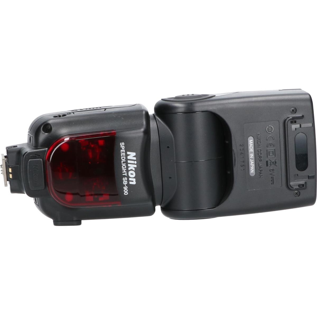 SB-900