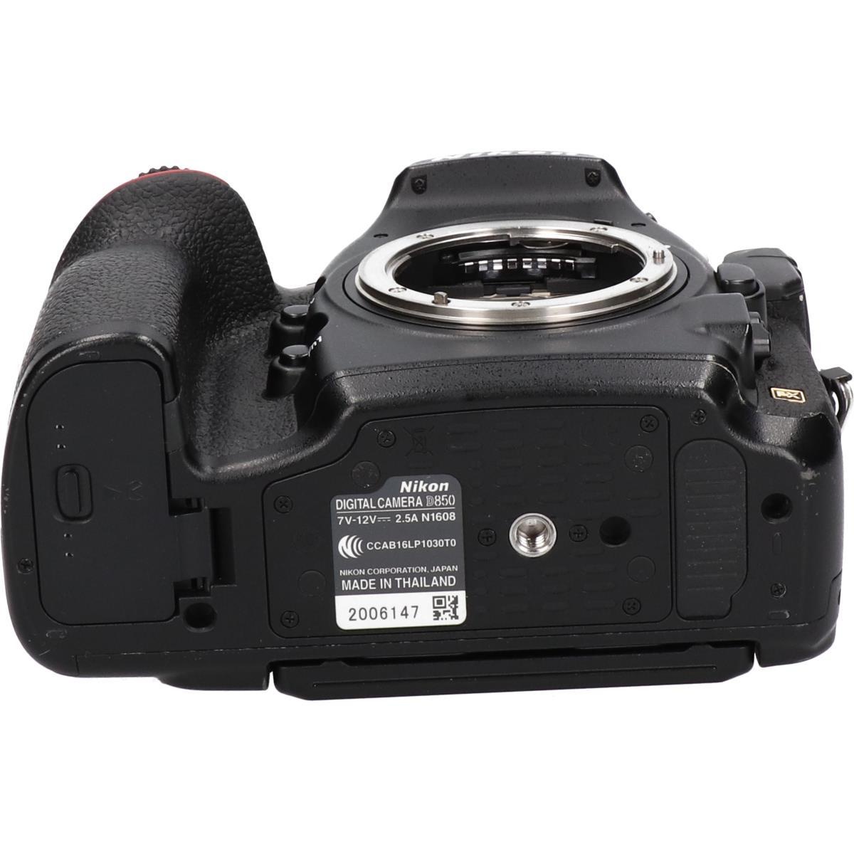 D850